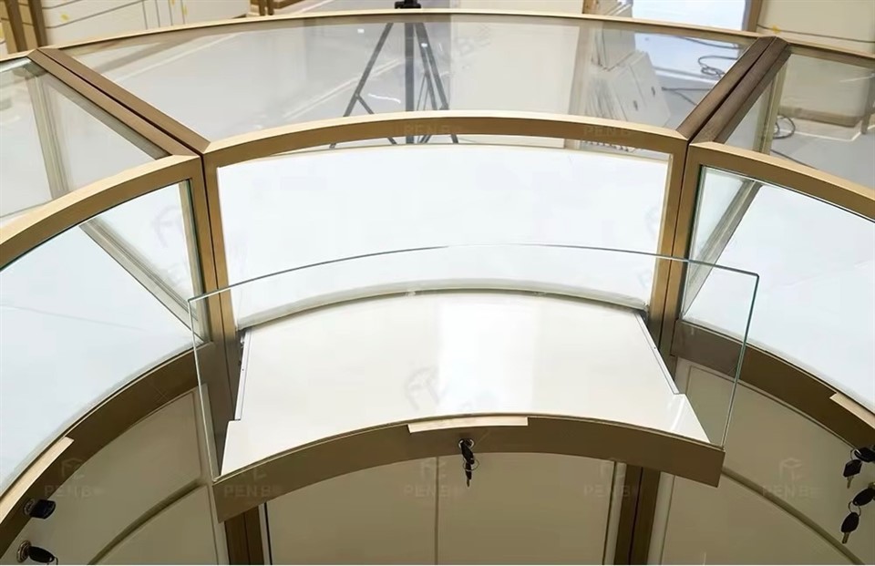 Chioșc de bijuterii din argint Mall