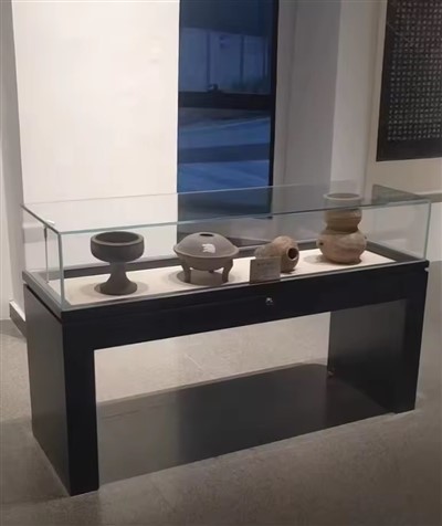 Cabinet de expoziție muzeală