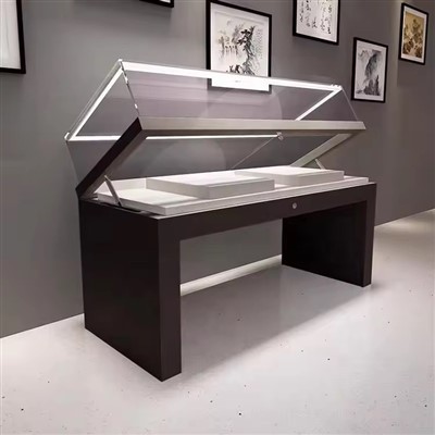 Standul expozițional al muzeului