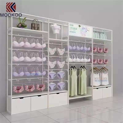 Expoziție de îmbrăcăminte din lemn în Kosovo